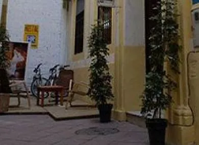 Nuevo Suizo Bed & Breakfast Seville