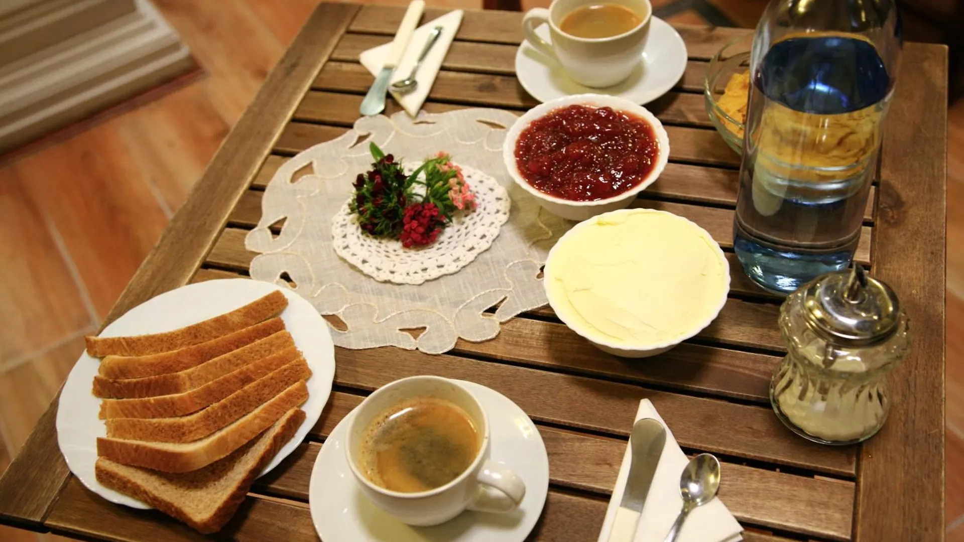 Nuevo Suizo Bed & Breakfast Seville Spain