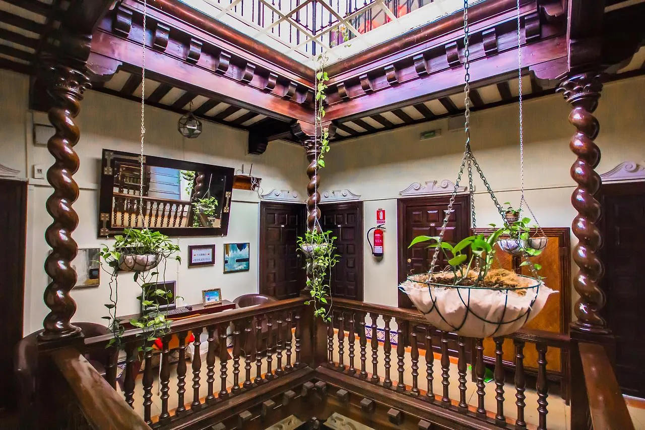 Nuevo Suizo Bed & Breakfast Seville