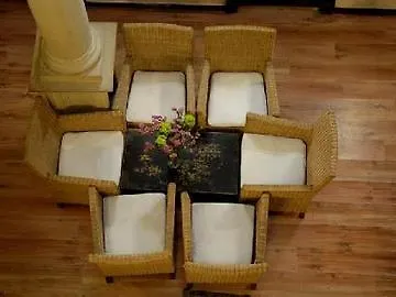 Nuevo Suizo Bed & Breakfast Seville Spain