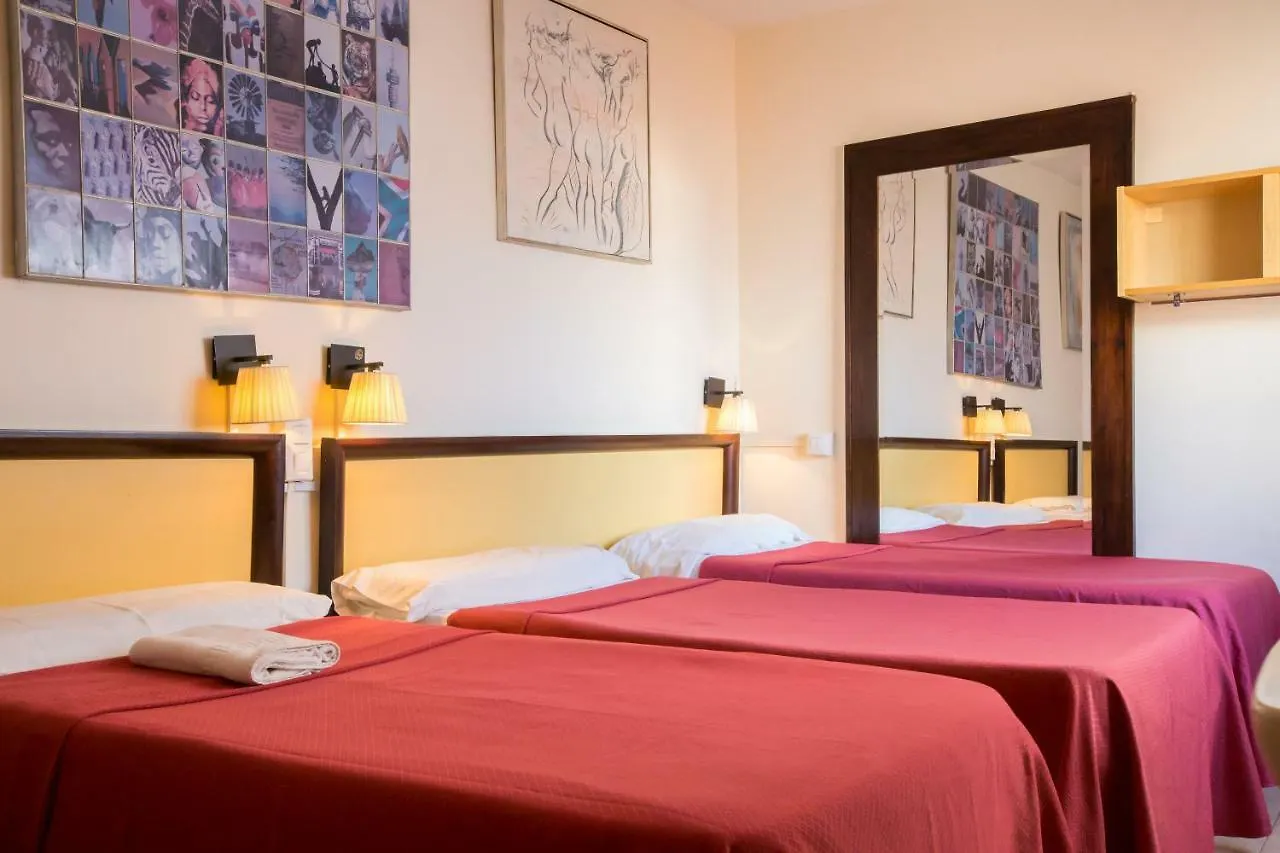 Nuevo Suizo Bed & Breakfast Seville